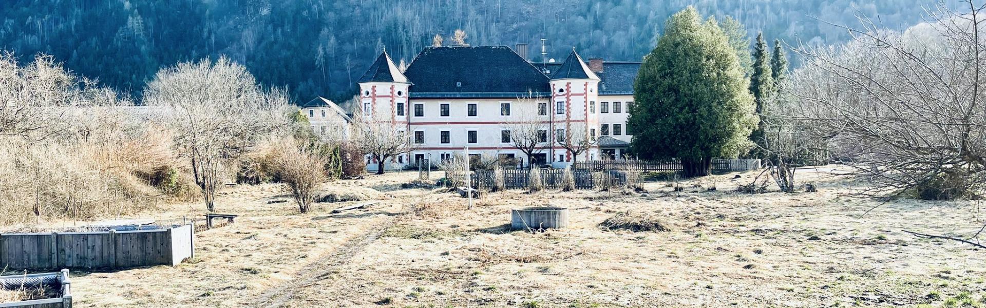 Schloss-Drauhofen_Kaernten_soll_Flüchtlingen_eine_neue_Heimat_des_Willkommens_bieten_cHASSLCHER-Gruppe